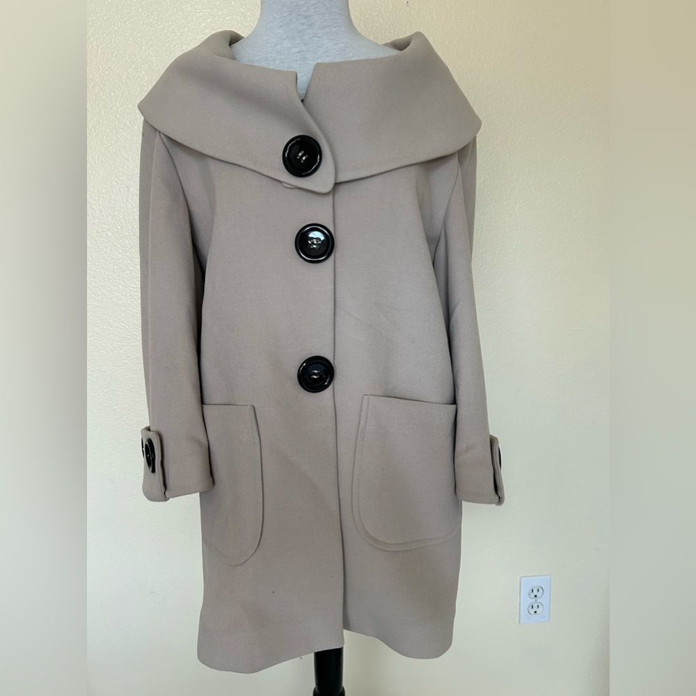 Preowned Angel Apparel peacoat M 
Made in turkey 
Beige